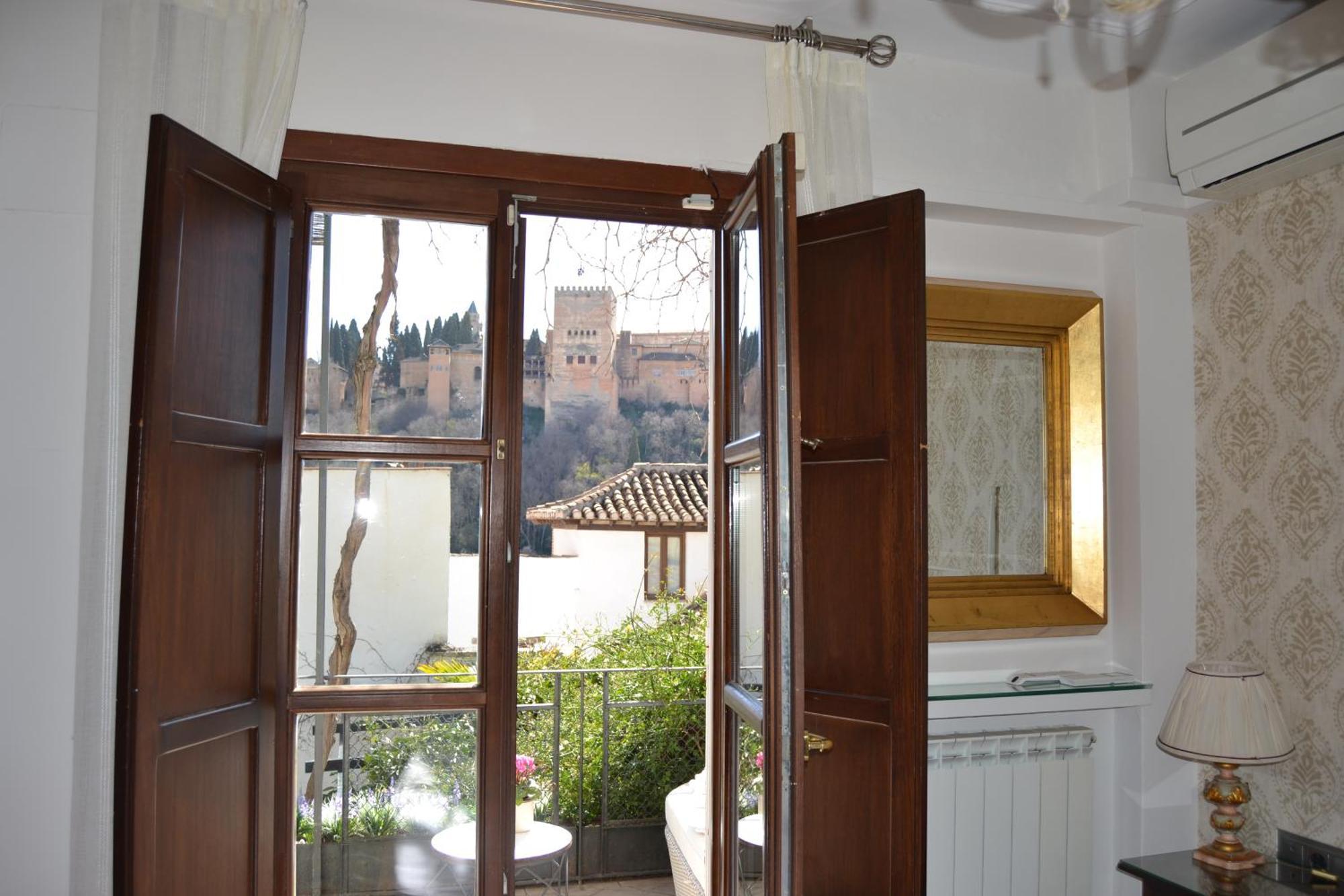 Suite Comares — Photos 1